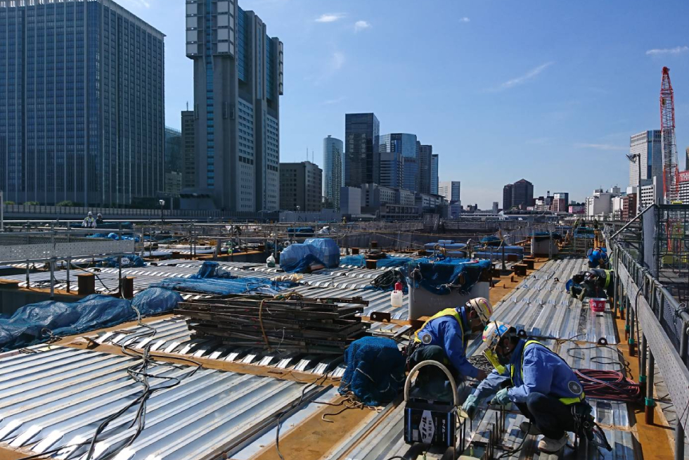 建設現場の一日01